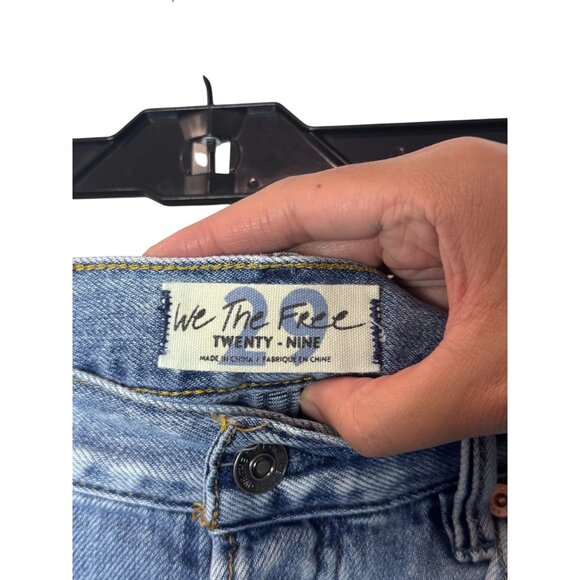 We The Free blue "Loving Good Vibration" distressed mini denim shorts size 29 - Picture 9 of 9